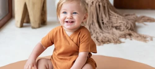 ToddleKind Tapis Enfant Tapis Multifonction En Vinyle Brun Diamètre 105cm – Image 4