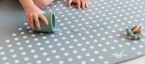 ToddleKind Tapis Enfant Tapis Multifonction En Vinyle Gris Diamètre 105cm – Image 3