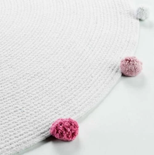 Douceur D'Intérieur Tapis Enfant Tapis Rond Pompons Blanc Rose D90cm – Image 3